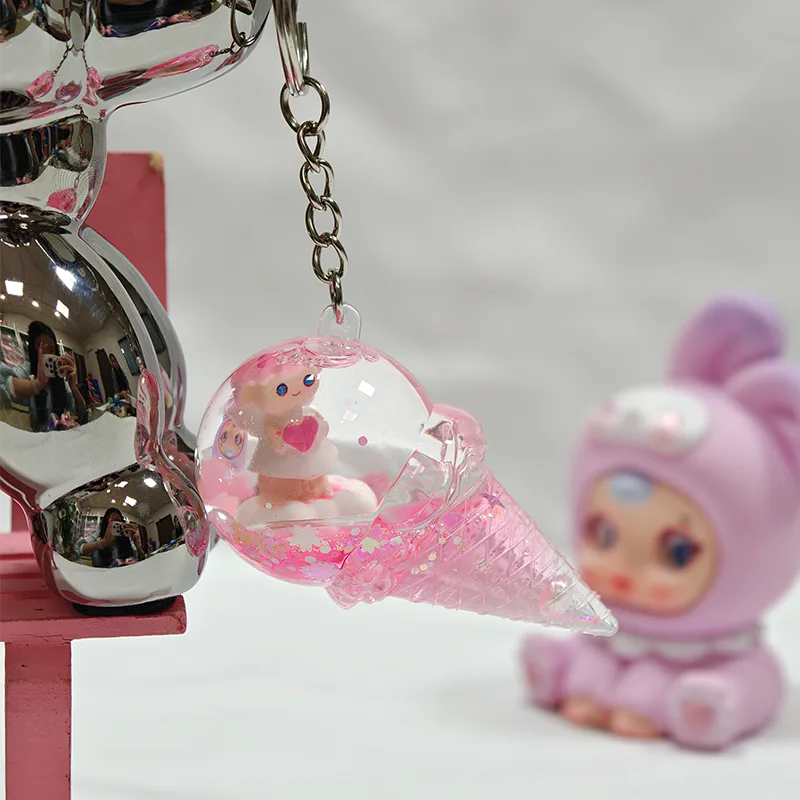 How Does an Ice Cream Liquid Keychain Work?
