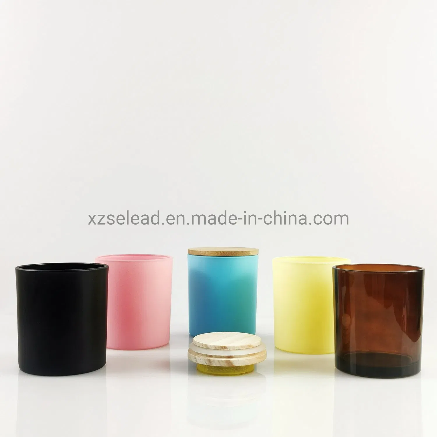 Custom Customized Design Unique Solid Colored Frosted White 8oz 300ml Empty Candle Jars with Wooden Lid