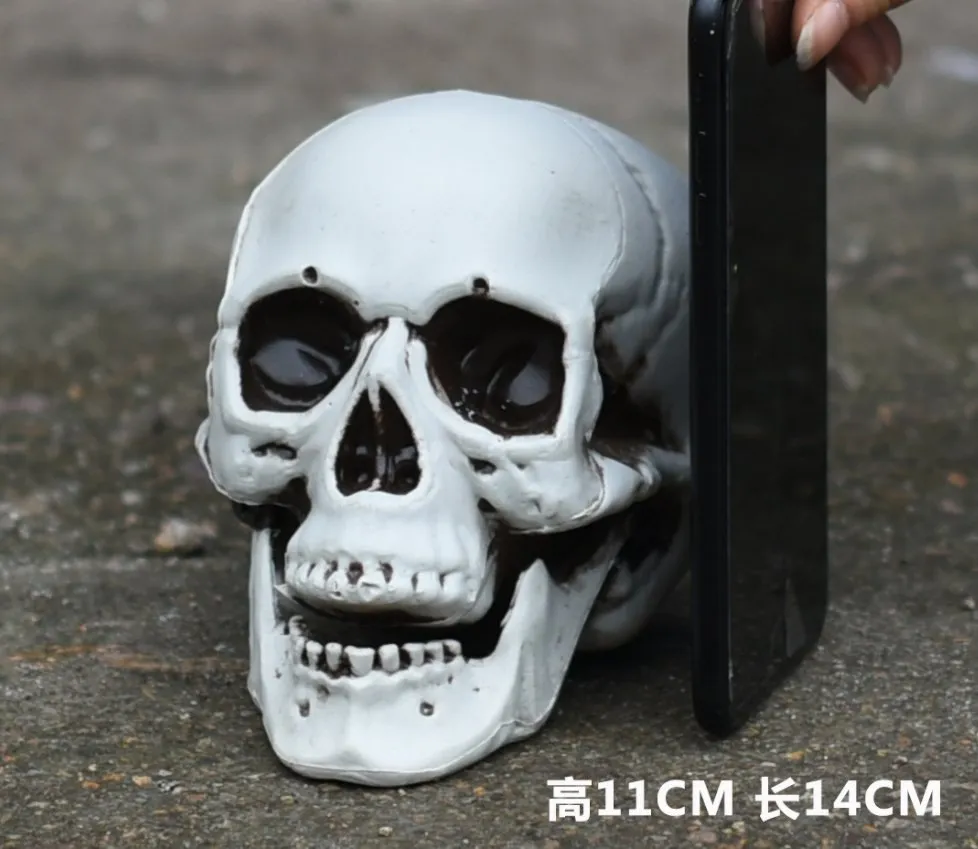 Holiday Decoration Halloween Props That Resemble Skulls
