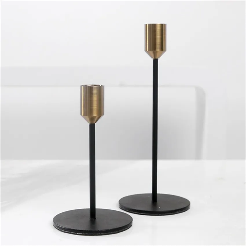 Metal Candlestick Creative Decoration Nordic Single Head Candlestick Romantic Valentine′ S Day Gift